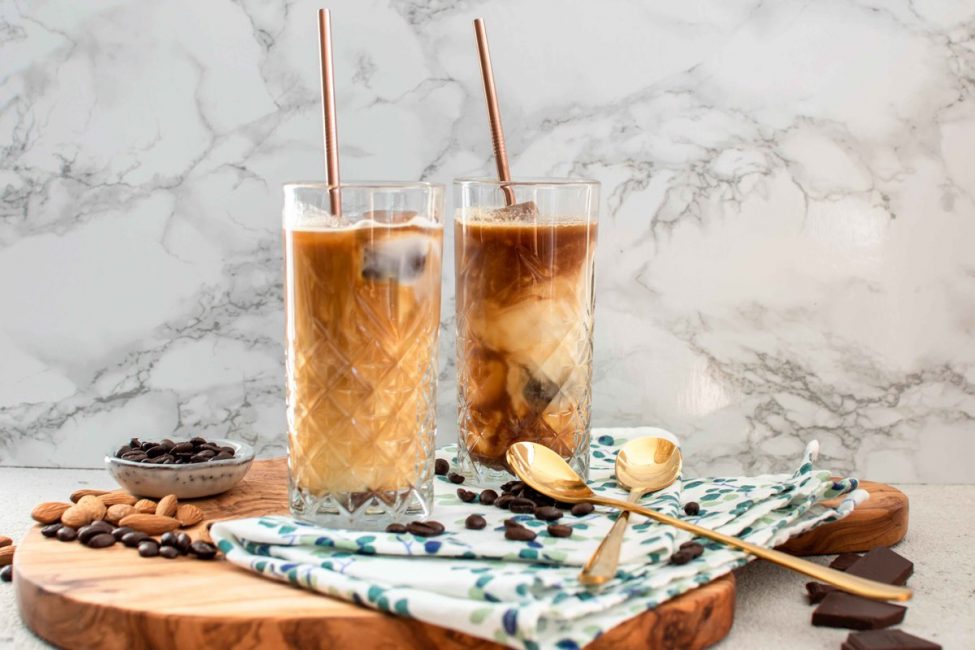 Ijskoffie met een vleugje chocolade