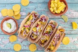 Verrassende softshell tacos met verrassende vulling (vegetarische tacos)