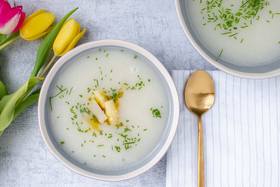 Snelle romige aspergesoep (zonder room!)