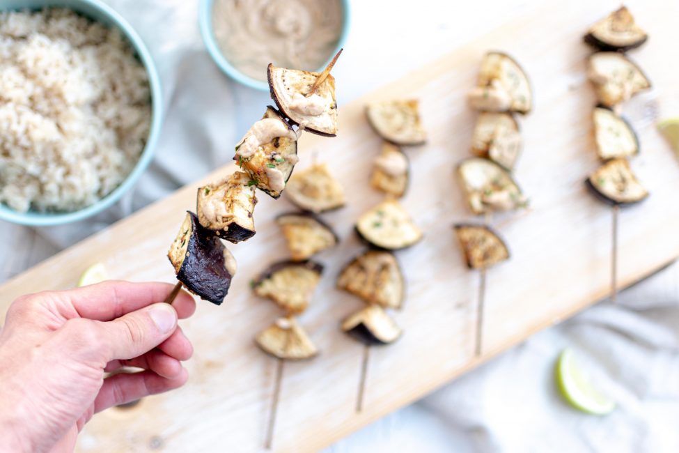 Vegan saté van aubergine