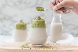Matcha dalgona (zonder ei)